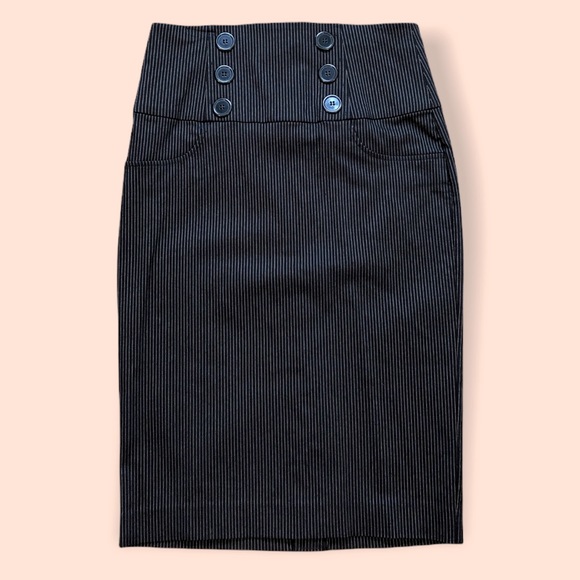 Women’s Size 7 Pencil Skirt - Picture 1 of 4